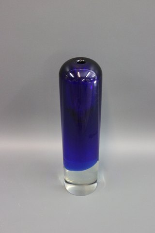 Italian glass vase from 1960. 
5000m2 showroom.