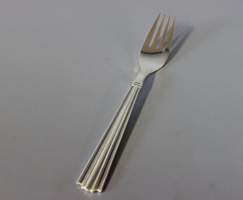 Dinner fork in Margit, silver plate.
5000m2 showroom.