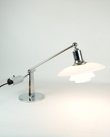 Klaverlampe PH 2/1, Poul Henningsen, Louis Poulsen
Fremragende stand
