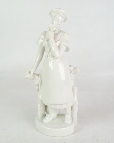 Figur - Royal Copenhagen - Model 4131 - Bode Willumsen - Keramisk Kunst og 
design
Flot stand
