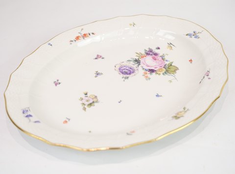Fad - Kgl. Saksisk Blomst - Håndmalet - Dekoreret Med Guld - Royal Copenhagen - 
Ca. År 1923
Flot stand

