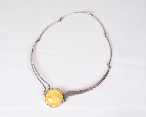 Halscollier Med Stor Gul Rav Sten - Sterling Sølv 925 - 1950erne
Flot stand

