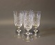 Set of 4 champagne glass decorated with leaf motives.
5000m2 showroom.